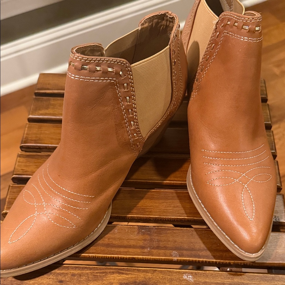 Reba Tan Leather Ankle Booties